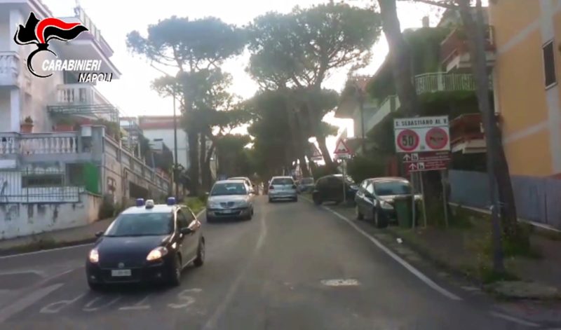 Napoli, San Sebastiano al Vesuvio. Due arresti per racket