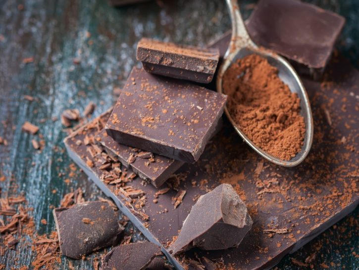 Cioccolato fondente, il suo consumo regolare fa bene alla salute