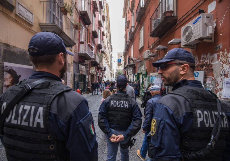 Napoli, arrestato terrorista: progettava un attentato