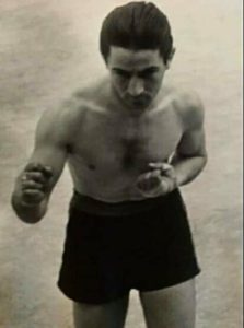 La Napoliboxe in piazza nei Quartieri Spagnoli