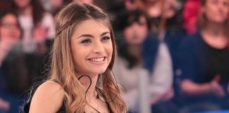 Amici 17, Emma incontra la Warner Music. La confessione di Carmen