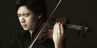 Juraj Valčuha torna con grande piacere e profonda ammirazione sul podio dell’Orchestra del Massimo napoletano per dirigere un concerto sinfonico molto accattivante e di notevole impegno.
