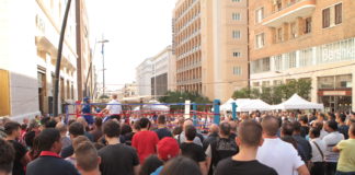 La Napoliboxe in piazza nei Quartieri Spagnoli