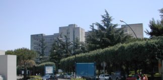 Napoli, Rione Alto: 43enne sorpreso a rubare nel parcheggio del Policlinico
