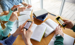 Maturità 2018, no a tablet e smartphone in classe durante le prove