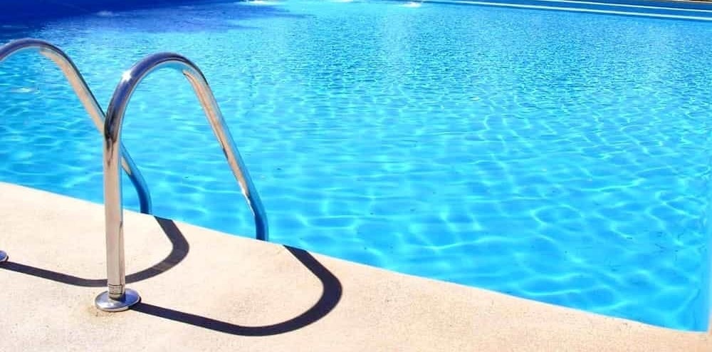 Choc a Casola: 17enne muore annegato nella piscina di un hotel
