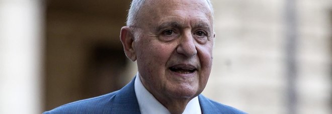 Leonardo, Alessandro Profumo tra i 23 indagati per usura bancaria