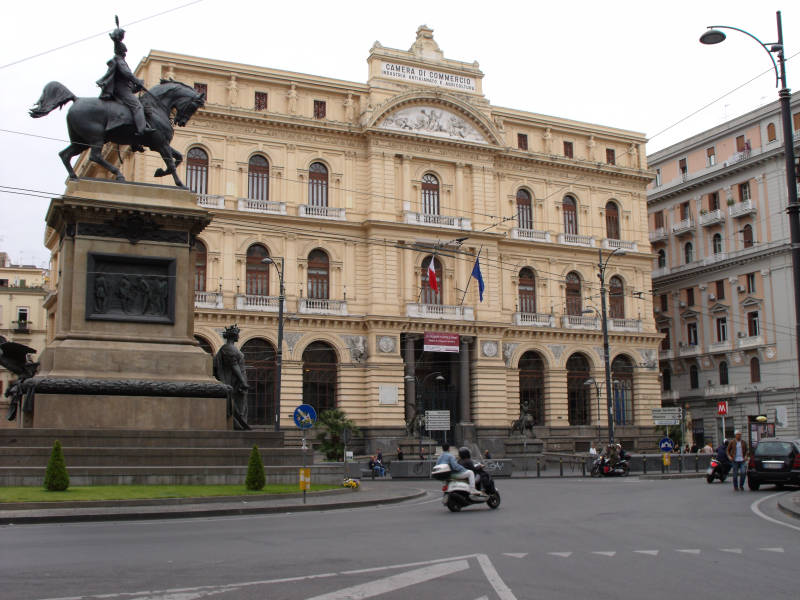 Camera di Commercio di Napoli: impresa.italia.it compie un anno