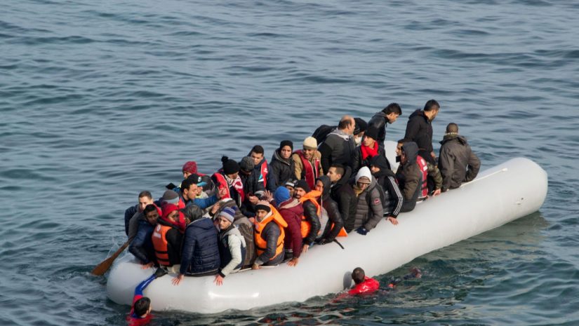 Migranti, tragico bilancio: 117 dispersi in mare, 10 donne e due bambini