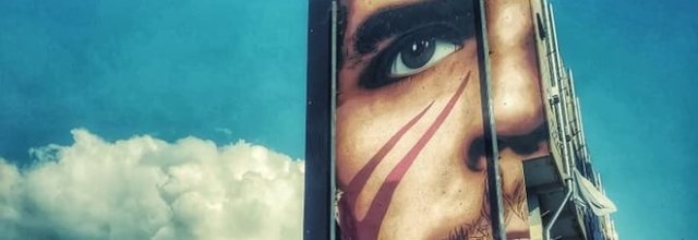 Jorit ha completato il murales con il volto di Che Guevara