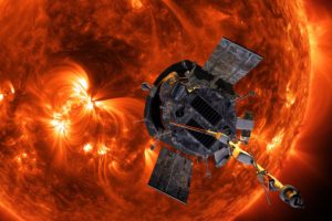 Lanciata la sonda Parker Solar Probe, la prima destinata a sfiorare il Sole