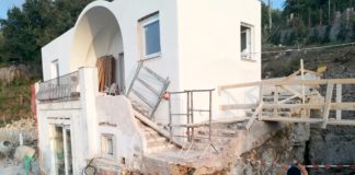 Anacapri, denunciate 6 persone per abusivismo in località Grotta Azzurra