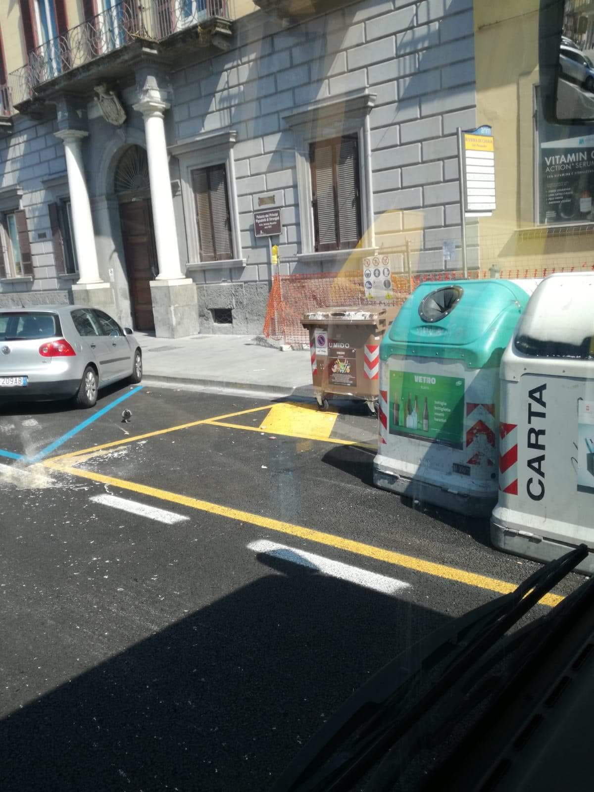 Anm, caos trasporti: guasti a metro e linee bus cancellate Anm, caos trasporti: guasti a metro e linee bus cancellate