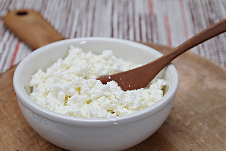 Piatto unico, ricetta pasta con la ricotta e peperoni