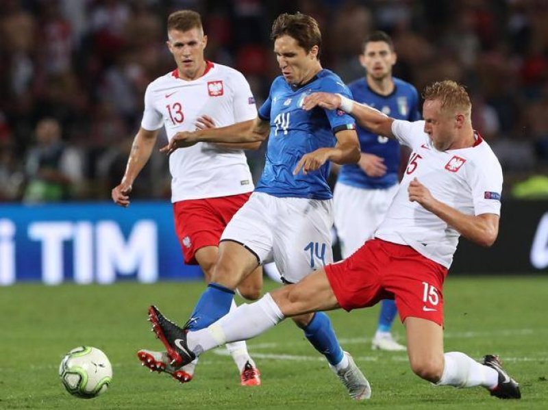 Italia-Polonia 1-1, Jorginho su rigore replica a Zielinski
