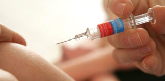 Vaccini, Governo ritira il decreto: l’annuncio di Paolo Siani