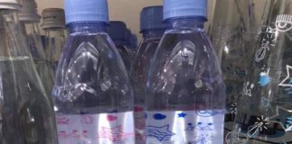 Chiara Ferragni e le polemiche per la bottiglia d'acqua venduta 8 euro