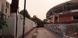 Maltempo a Napoli, Fuorigrotta: morto studente schiacchiato da un albero