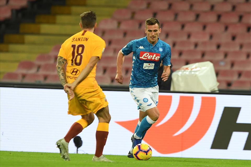 Calcio Napoli bloccato sull’1-1 dalla Roma al San Paolo Calcio Napoli bloccato sull’1-1 dalla Roma al San Paolo