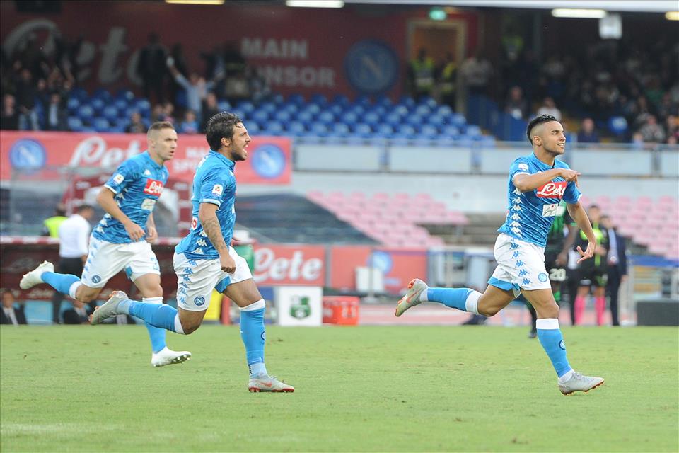 Calcio Napoli, Ounas ed Insigne piegano il Sassuolo Calcio Napoli, Ounas ed Insigne piegano il Sassuolo