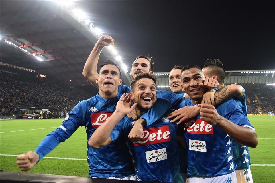 Calcio Napoli, gli azzurri segnano soffrono e vincono 3-0 ad Udine Calcio Napoli, gli azzurri segnano soffrono e vincono 3-0 ad Udine