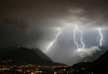 Il maltempo non molla la presa, nuova allerta meteo in Campania Il maltempo non molla la presa, nuova allerta meteo in Campania