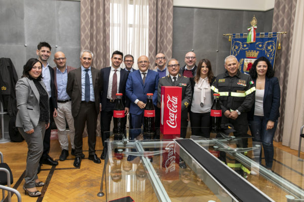 Coca-Cola HBC Italia incontra il Comune di Marcianise e i Vigili del Fuoco
