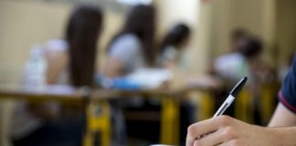 Regione Campania, assegnate 14.054 borse di studio. Requisiti e come richiederla