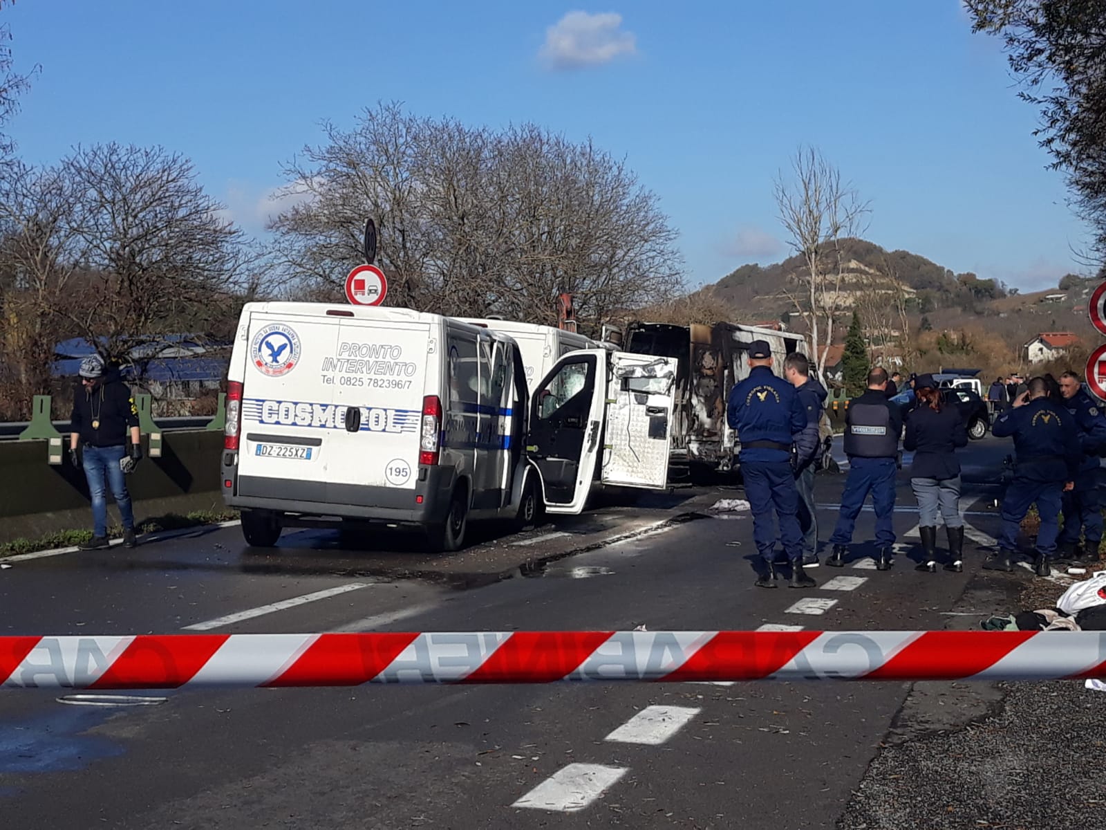 Assalto a furgone portavalori: conflitto a fuoco sull'Avellino-Salerno