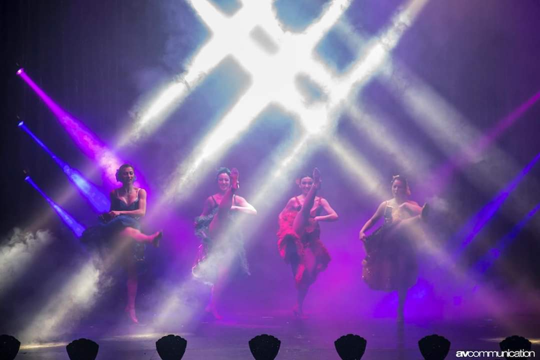 Al Teatro Sannazaro ritorna Cafè chantant crazy edition di Lara Sansone Al Teatro Sannazaro ritorna Cafè chantant crazy edition di Lara Sansone