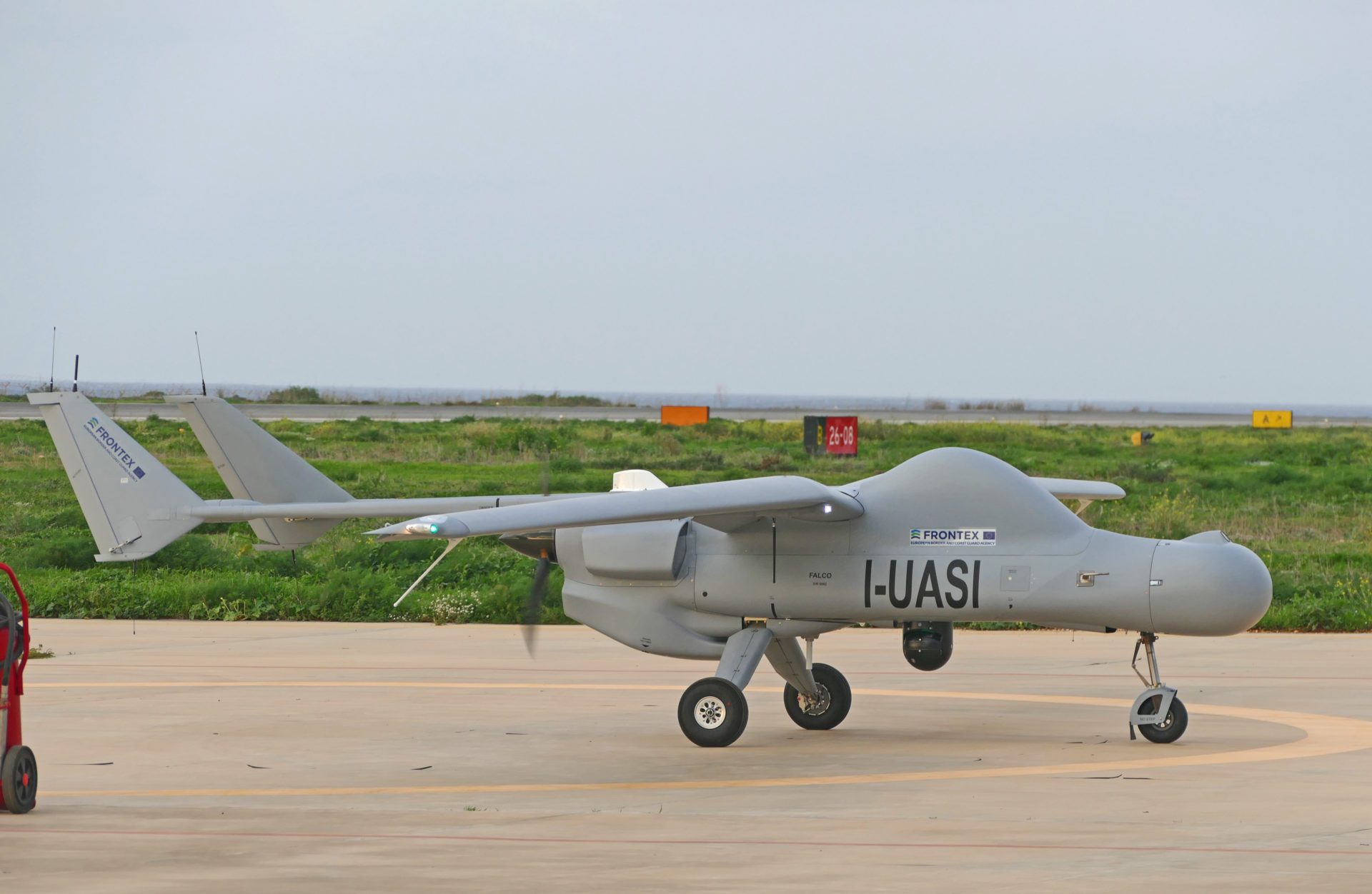 Leonardo: al via i voli del drone Falco EVO per il monitoraggio marittimo