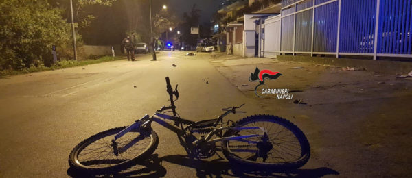 Caivano: incidente stradale mortale. Uomo in bici travolto da un'auto