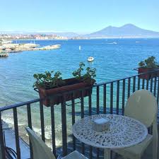 Napoli, Posillipo: la scorsa notte c’è stato un furto al bar Moccia