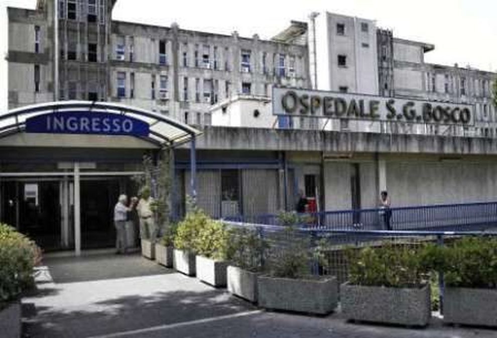 Ospedale San Giovanni Bosco, 10 ore di attesa al pronto soccorso: morta una 66enne