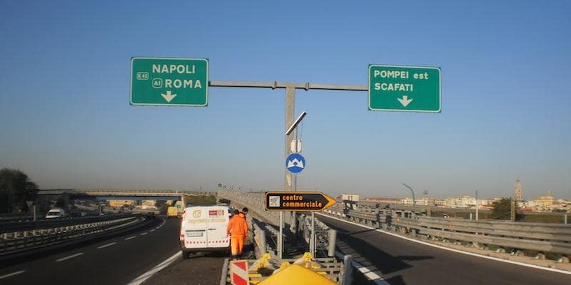 Manutenzione viadotti: chiuso un tratto della Napoli-Salerno