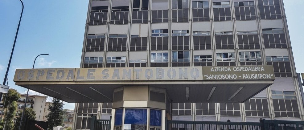 Ospedale Santobono di Napoli, culle e posti letto aggiunti: arriva la Polizia