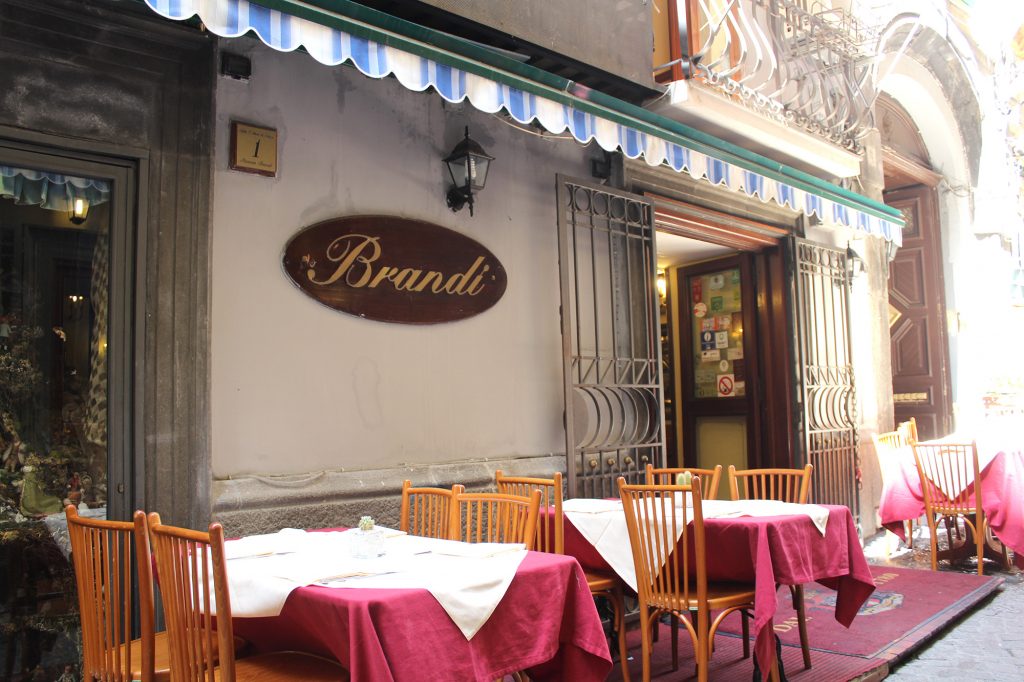 Brandi, riapre a Napoli la pizzeria dove nacque la margherita
