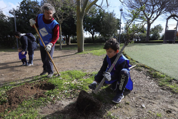 Napoli, Posillipo: centoventi volontari per la cura del Parco Virgiliano. Tutte le foto Napoli, Posillipo: centoventi volontari per la cura del Parco Virgiliano. Tutte le foto