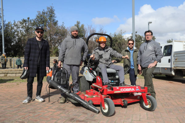 Napoli, Posillipo: centoventi volontari per la cura del Parco Virgiliano. Tutte le foto Napoli, Posillipo: centoventi volontari per la cura del Parco Virgiliano. Tutte le foto