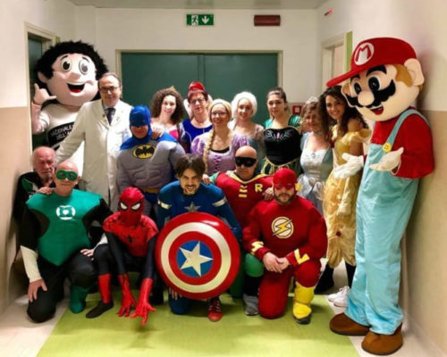 Al Teatro Acacia con il concerto di Andrea Sannino e con il cuore per la raccolta fondi “Nida for Sara”. L'iniziativa è stata promossa per la piccola Sara di 4 anni che necessita di un'intervento urgente negli Stati Uniti.