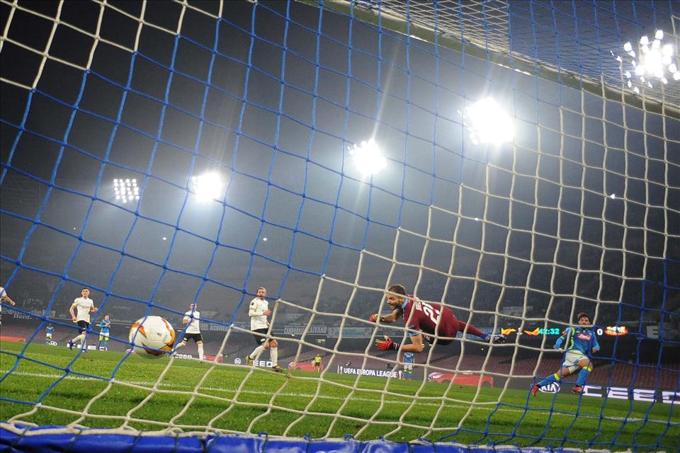 Napoli - Zurigo 2-0, azzurri qualificati agli ottavi di Europa League