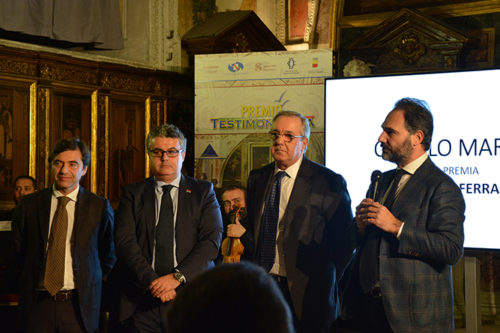 Rosario Bianco e Catello Maresca ricevono il Premio Testimonianza 2019 Rosario Bianco e Catello Maresca ricevono il Premio Testimonianza 2019