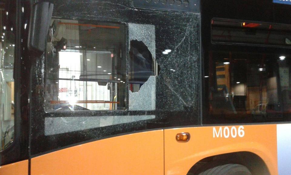 ANM, Ponticelli: ennesimo raid di una baby gang contro un bus