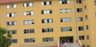 Portici, liceo Flacco allagato: gli studenti protestano per mancati lavori