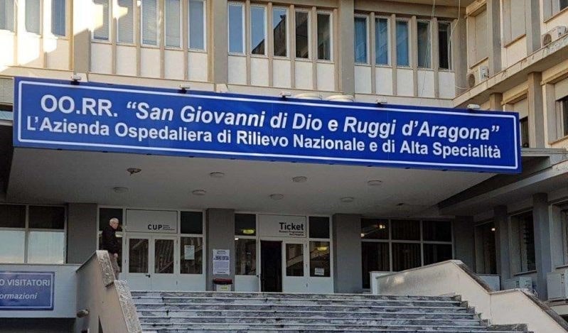 Salerno, 50enne operato per ridurre massa grassa: muore tre giorni dopo