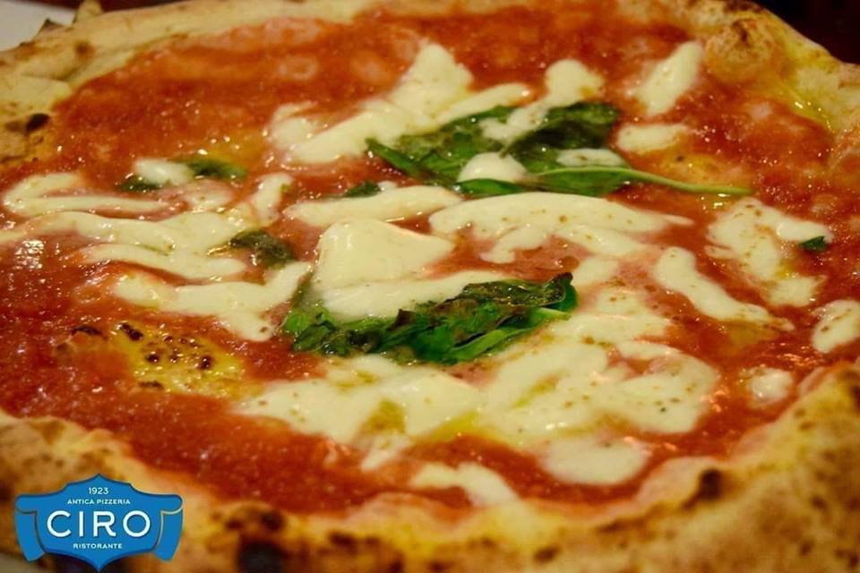 Famiglia Moffa: i “Centenari” della pizza a Napoli