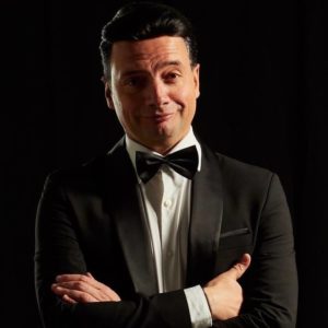 Enzo Nicolò al Nuovo Teatro Sancarluccio con Tutto Esaurito ovvero Sord Out