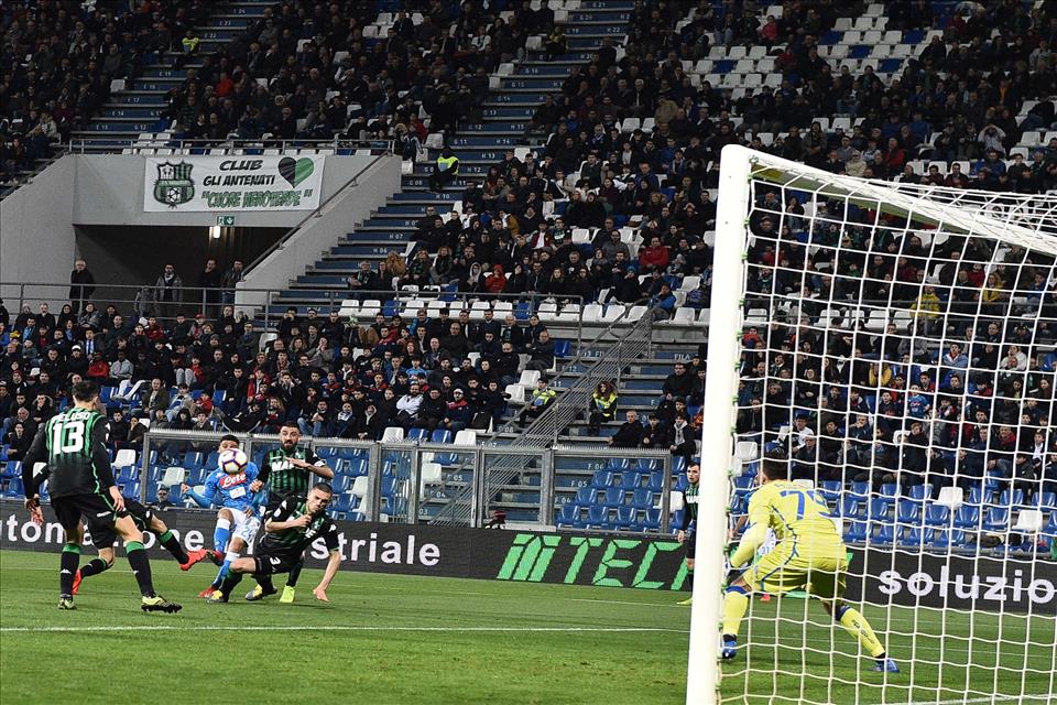 Calcio Napoli, 1-1 col Sassuolo. Squadra distratta e svogliata