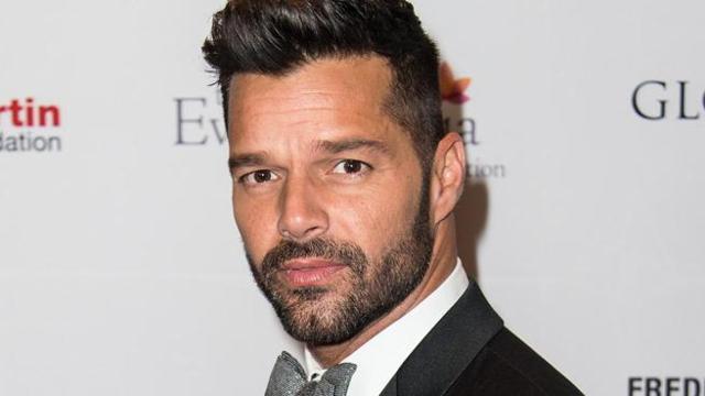 Amici 18, anticipazioni: Maria annuncia che Ricky Martin è il nuovo coach del serale