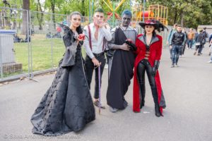 Comicon da record: 160mila visitatori e tanti cosplayers. Scarica la tua foto